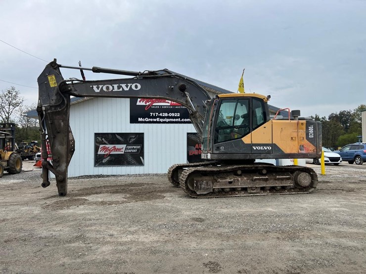 2016-volvo-ec160-image-1
