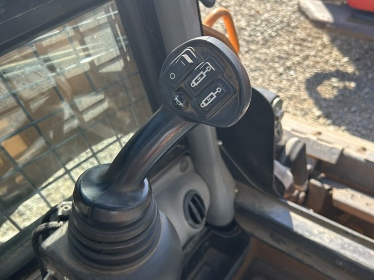 2019-case-tr340-image-42