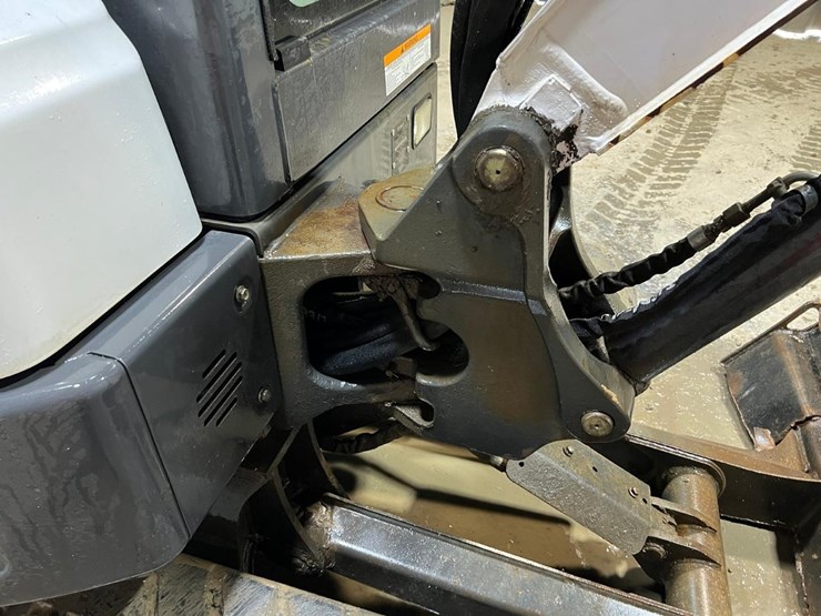 bobcat-e32-image-23