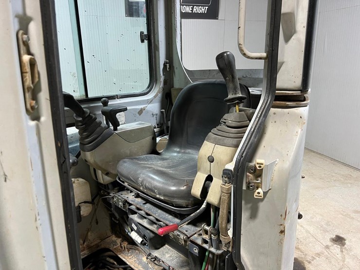 2002-kobelco-sk30sr-image-24