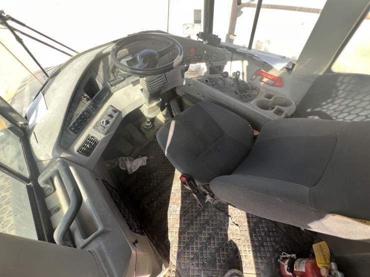 2020-volvo-a60h-image-14
