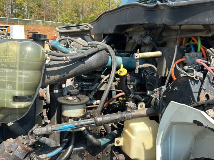 2007-international-durastar-4300-image-13