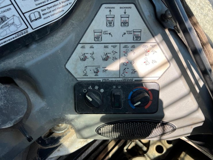 2019-bobcat-s650-image-21