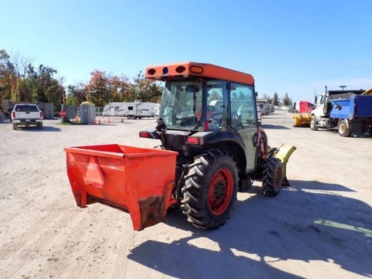 2016-kubota-m7040d-image-5