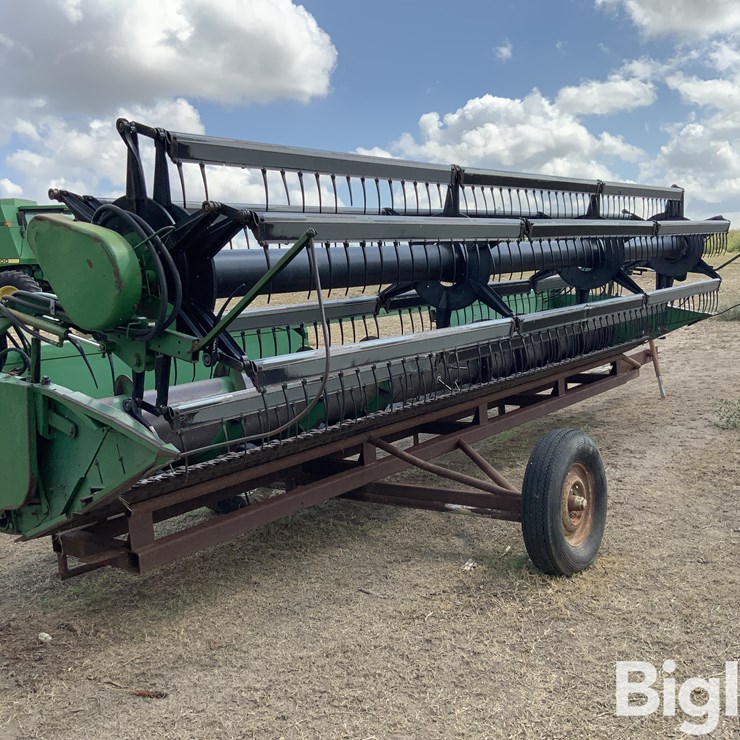 JOHN DEERE 922