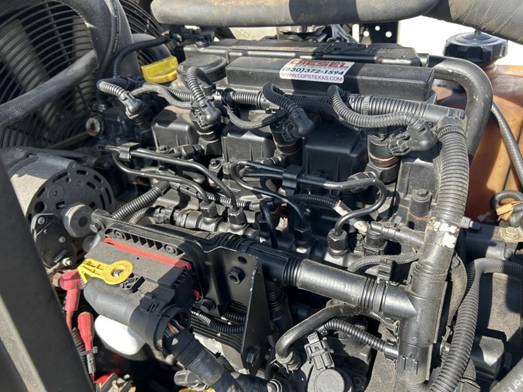 2018-doosan-c185wdz-image-29