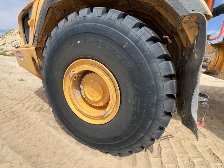 2021-volvo-a60h-image-10