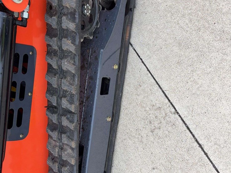 sdll10-mini-skid-loader-image-6