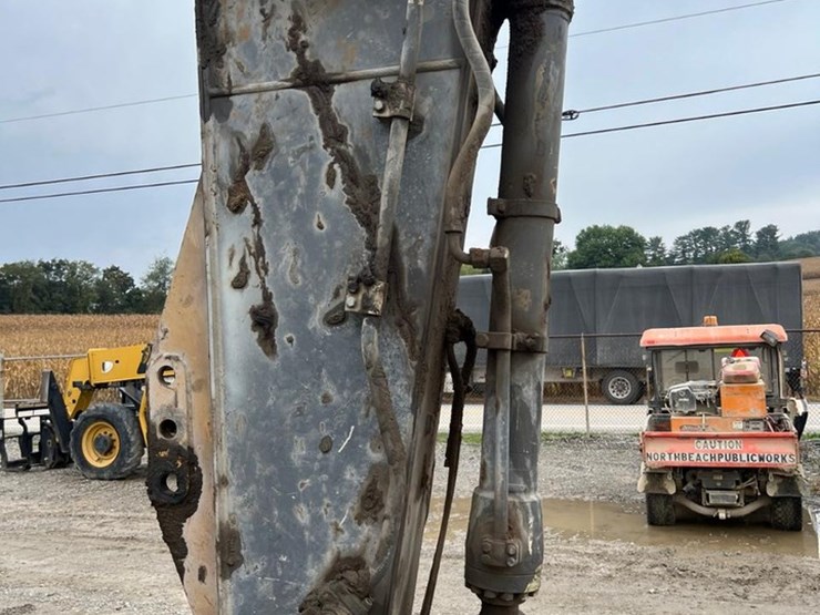 2016-volvo-ec160-image-9