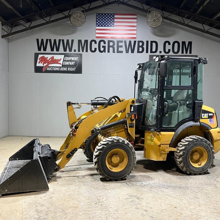 2017 CATERPILLAR 903C2