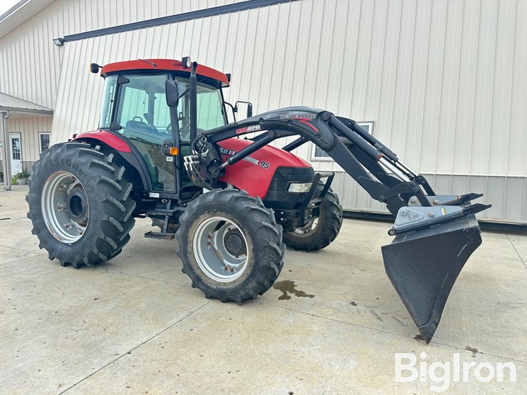 case-ih-farmall-95-image-3