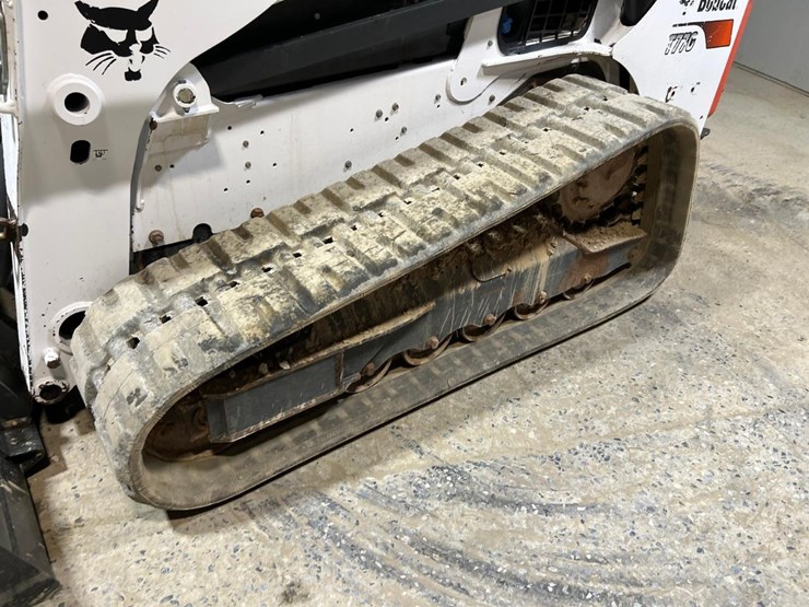 2021-bobcat-t770-image-13