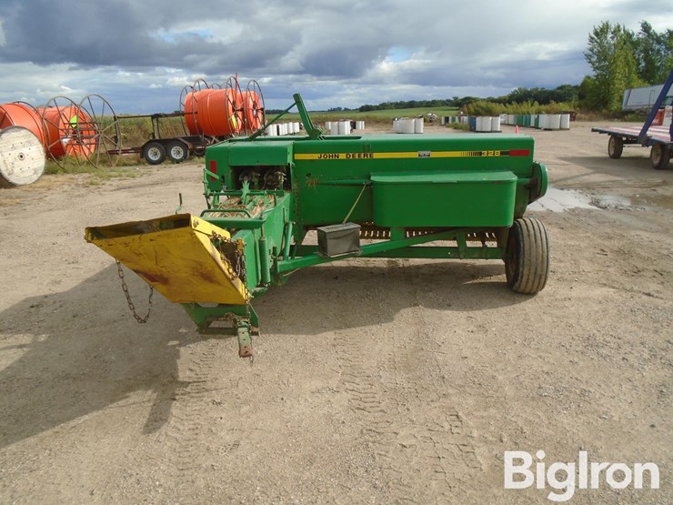 1989-john-deere-328-image-6