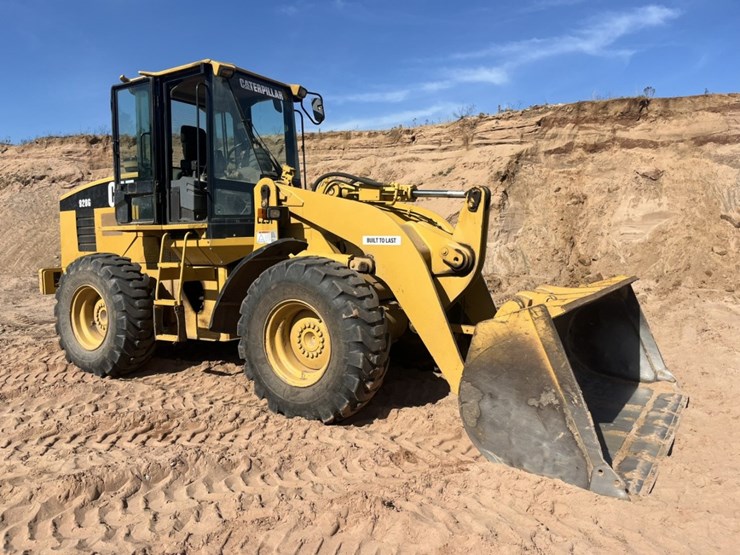 caterpillar-928g-image-7