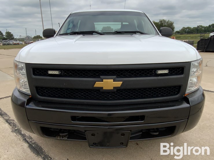 2012-chevrolet-silverado-1500-image-17