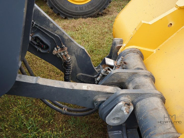 2024-deere-544-image-43