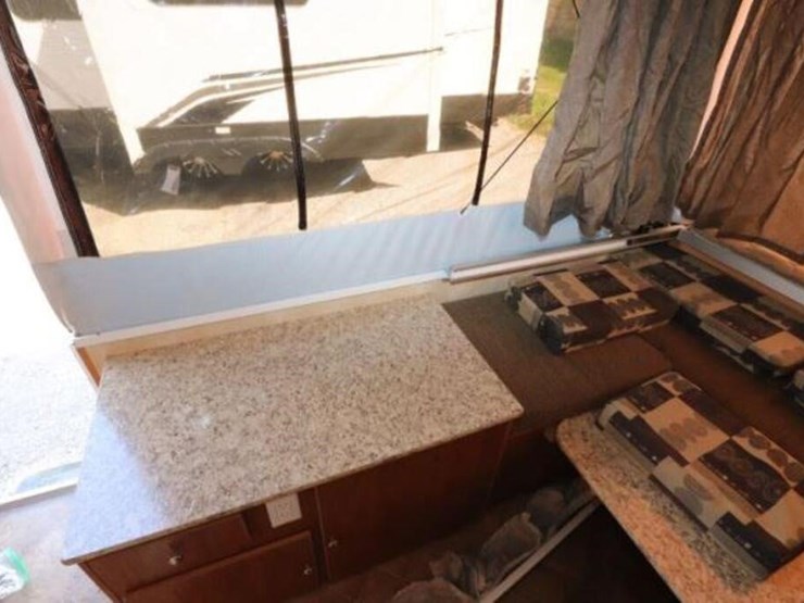 2012-clipper-128st-tent-trailer-5zt1cpecxc5006062-image-16