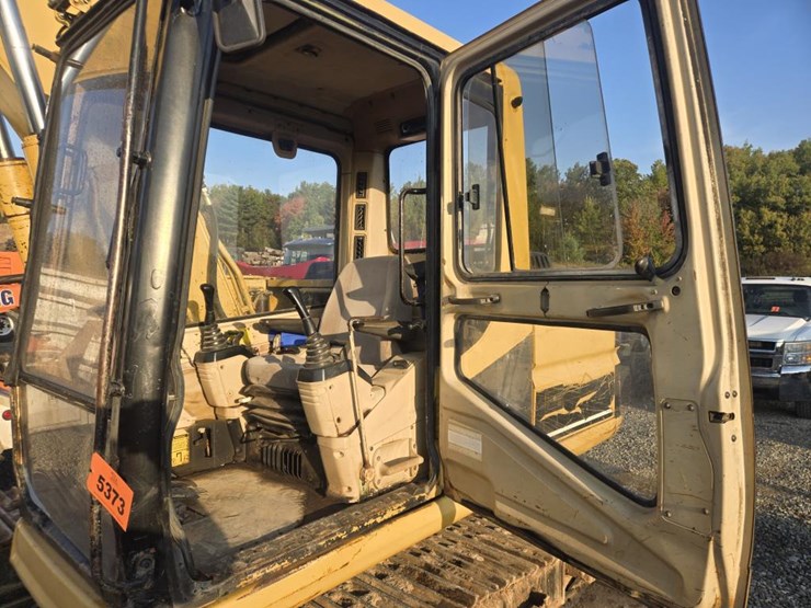 caterpillar-312-image-54