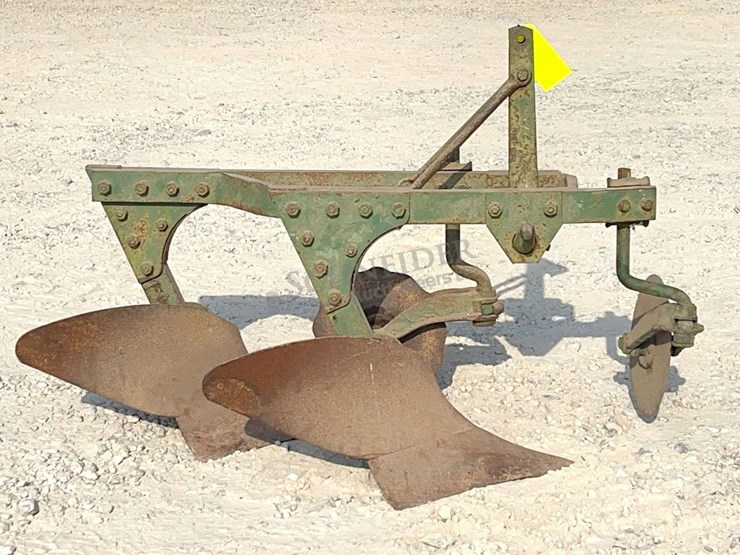 john-deere-2-image-1