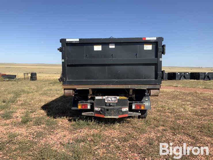 2019-isuzu-nrr-image-6
