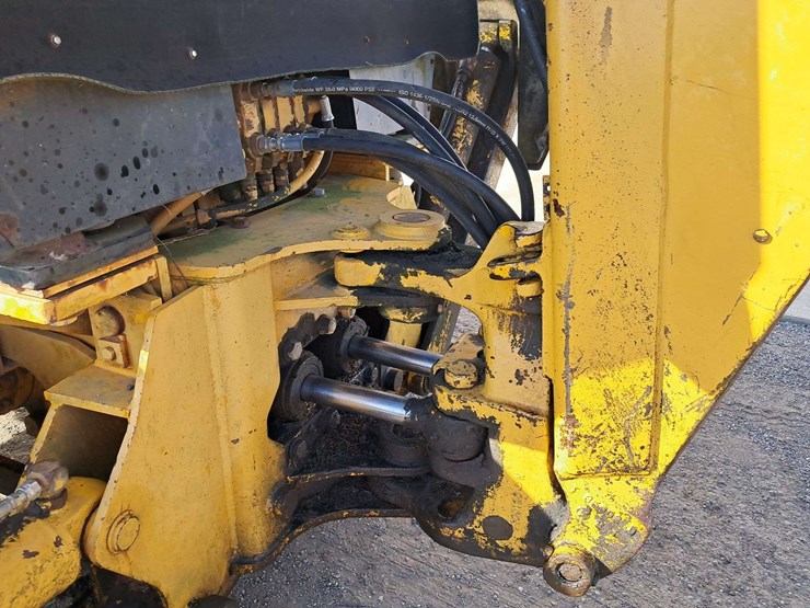 deere-310c-image-9