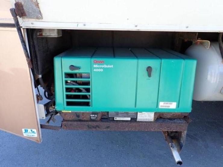 2007-big-foot-30mh26sl-26-ft-s/a-class-c-motorhome-image-84