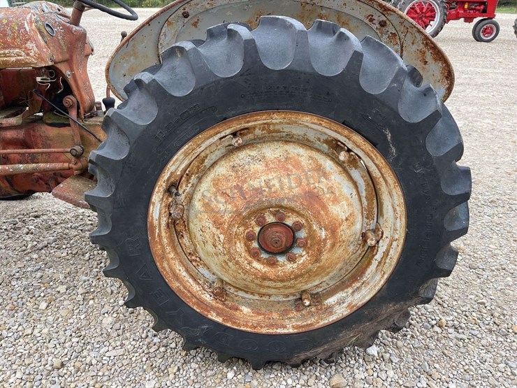 ford-8n-image-18