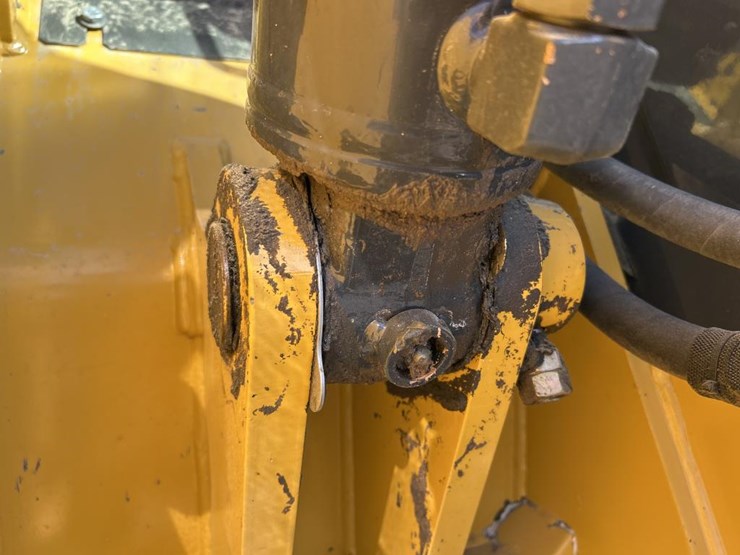 deere-75g-image-27