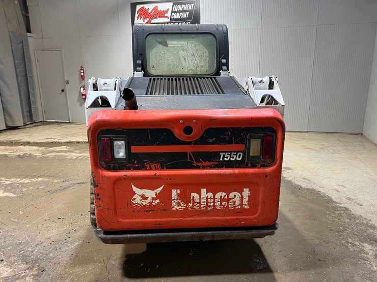 2017-bobcat-t550-image-4