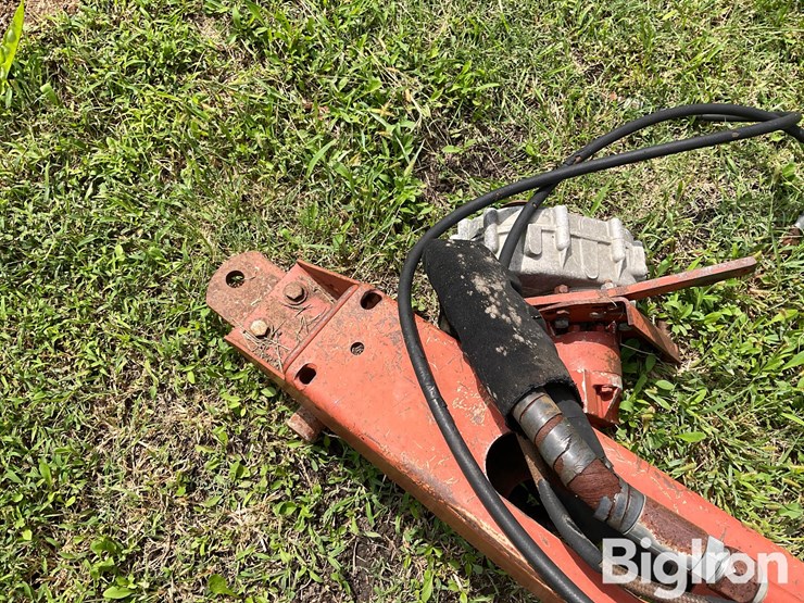new-holland-1475-image-11