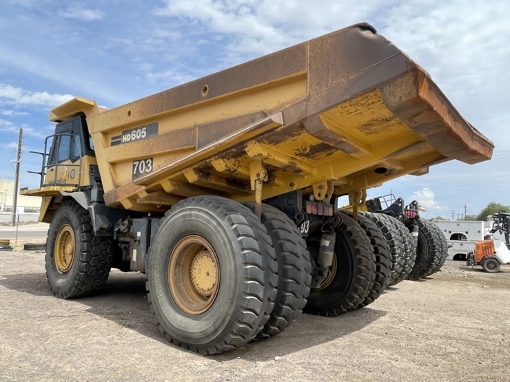 2015-komatsu-hd605-7e0-image-3