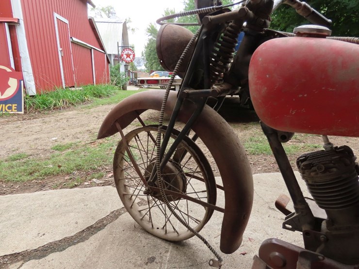 1941-indian-scout-motorcycle-image-15