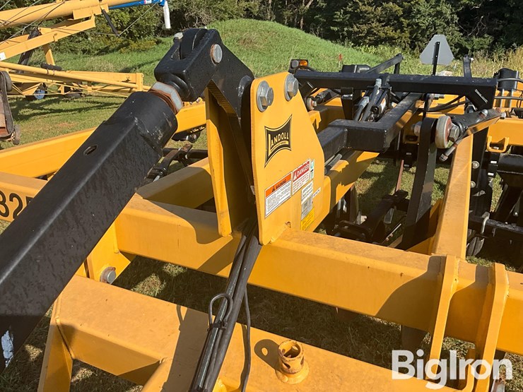 2009-landoll-2325-image-16