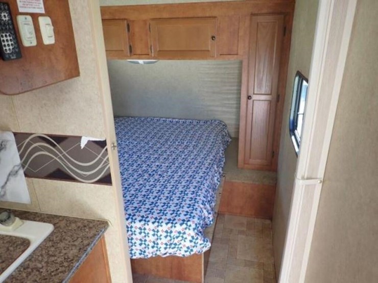 2012-skyline-nomad-t/a-travel-trailer-1se200r21cf0-image-58