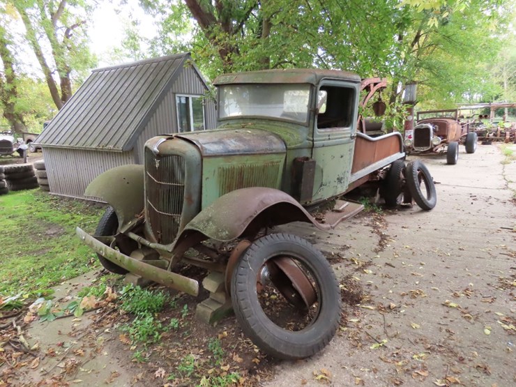 1934-ford-tow-truck-image-1