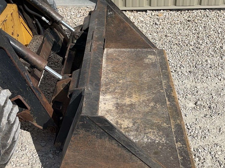 new-holland-lx665-turbo-image-8