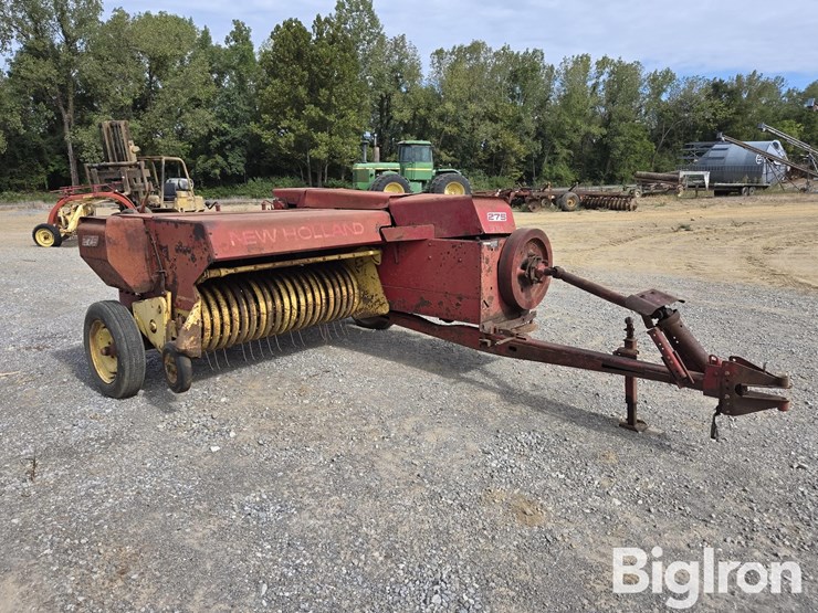 new-holland-275-image-3