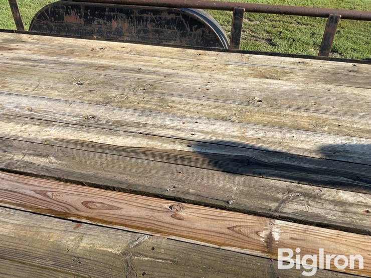 utility-flatbed-image-15
