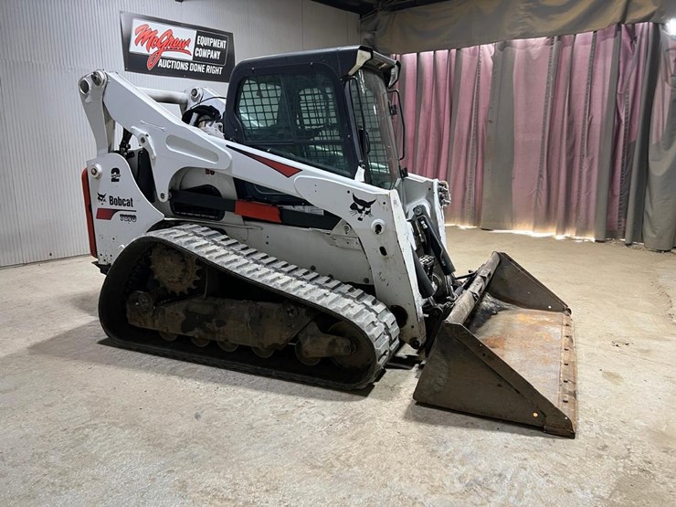 2017-bobcat-t870-image-6