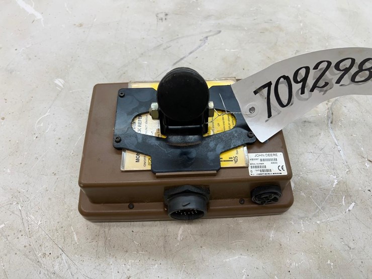 john-deere-567-image-27