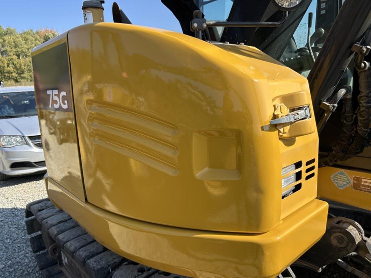 deere-75g-image-51