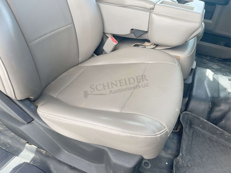 2017-ford-f150-image-55