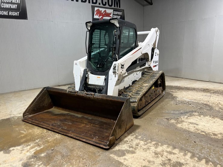 2016-bobcat-t870-image-2