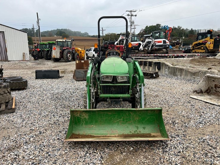 2021-john-deere-3025e-image-8