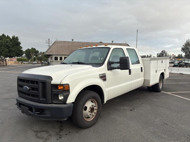 2008-ford-f350-image-1