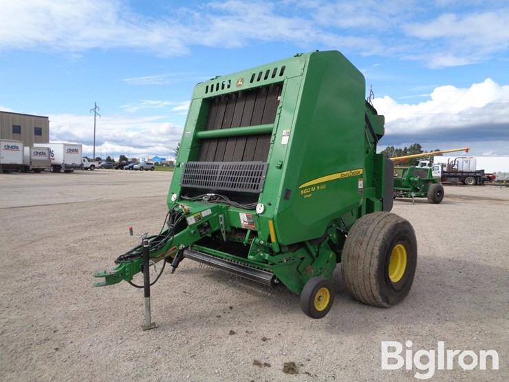2022-john-deere-560m-image-13