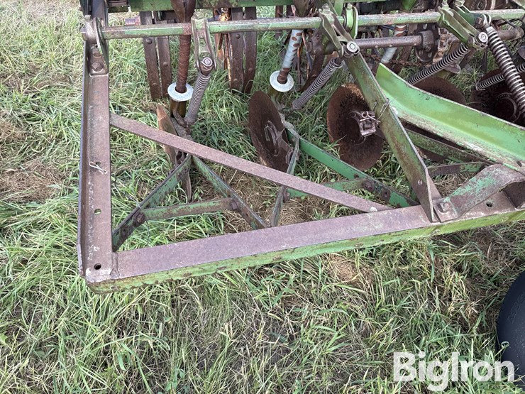 john-deere-14-image-15
