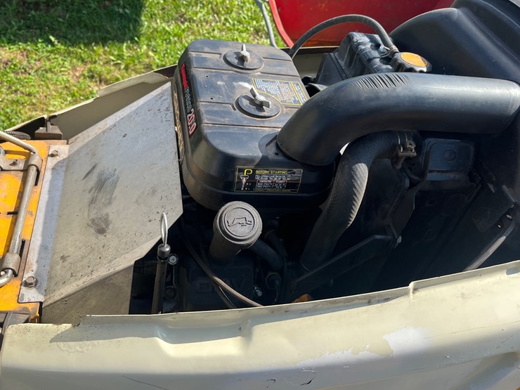 cub-cadet-3208-image-13