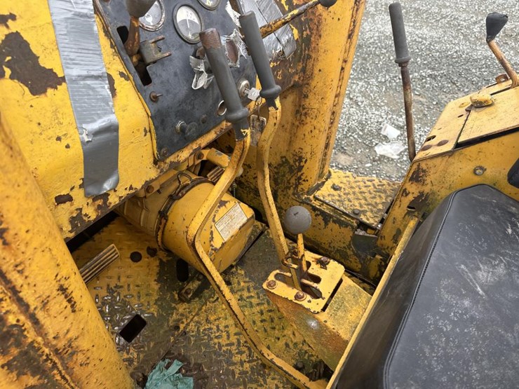 john-deere-350-image-29