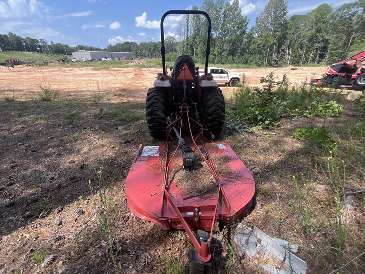 2020-mahindra-1640-image-6